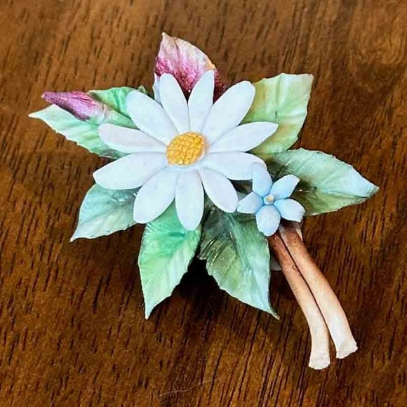 Vintage Carlo Savastano Capodimonte Daisy Flower Brooch with Box and Papers - Picture 6 of 13